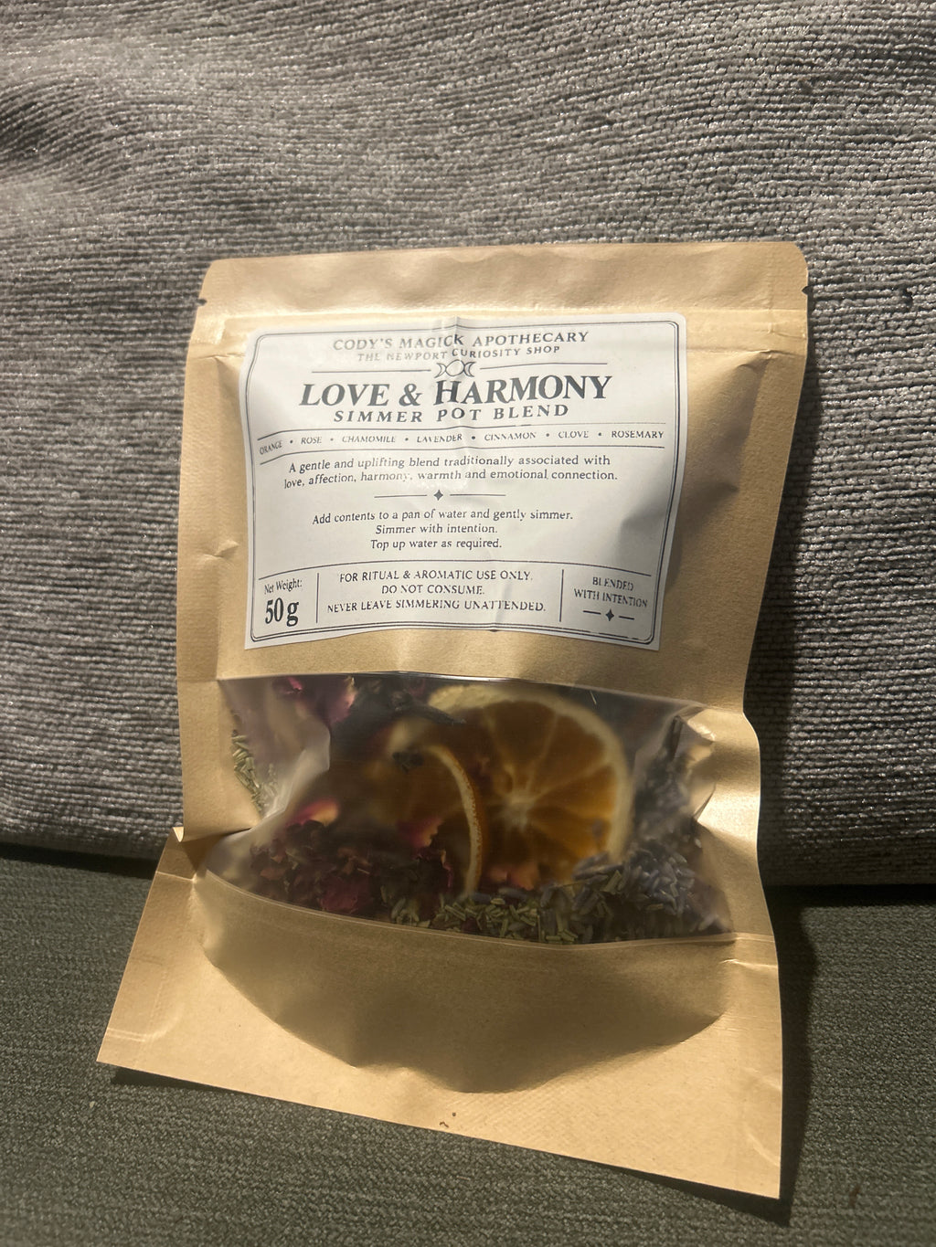 Love & Harmony Spell Simmer Pot Blend – 50g